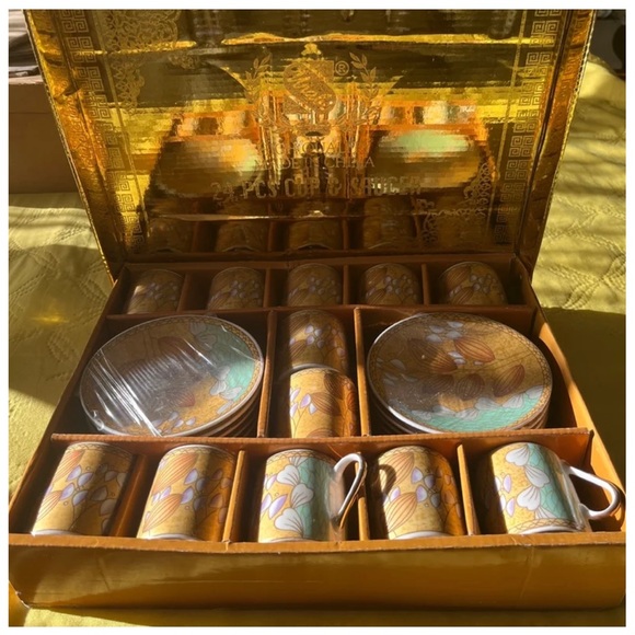 Vintage Urabi espresso qahwa coffee cups & saucers (24) - Picture 2 of 9